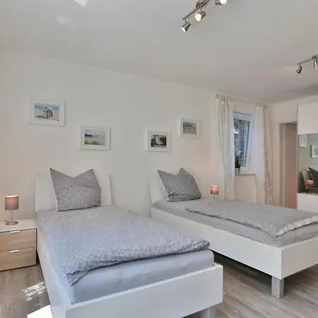 Haus Moewenberg 14 Haus Moewenberg 1 * Scharbeutz